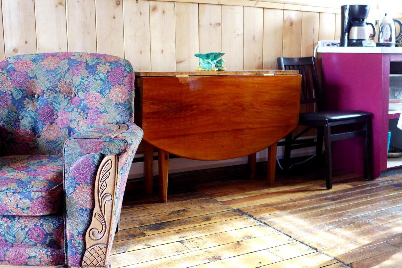 Отель Mountain Thyme Getaway Barkerville Экстерьер фото